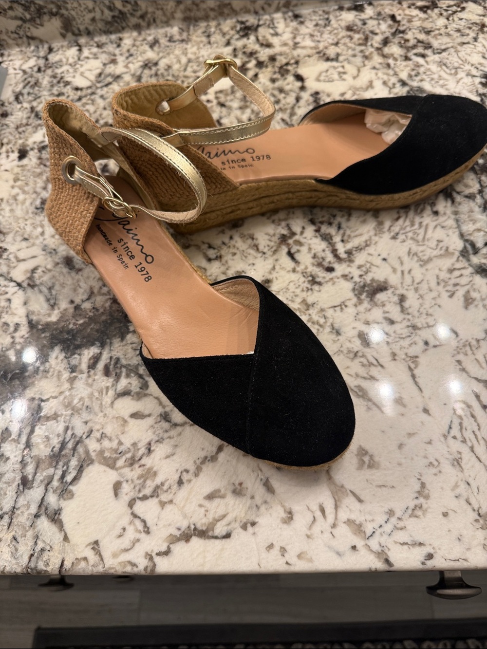 Gaimo black & Gold Espadrille Wedge Sandals new .. size 9 ..ladies